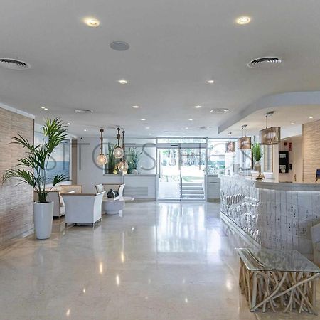 Apartamento Sitges Arena Dos Piscinas Frente Al Mar Exterior foto