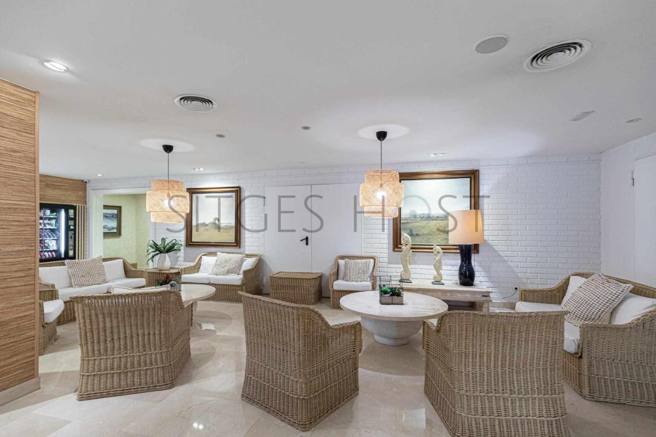 Apartamento Sitges Arena Dos Piscinas Frente Al Mar Exterior foto